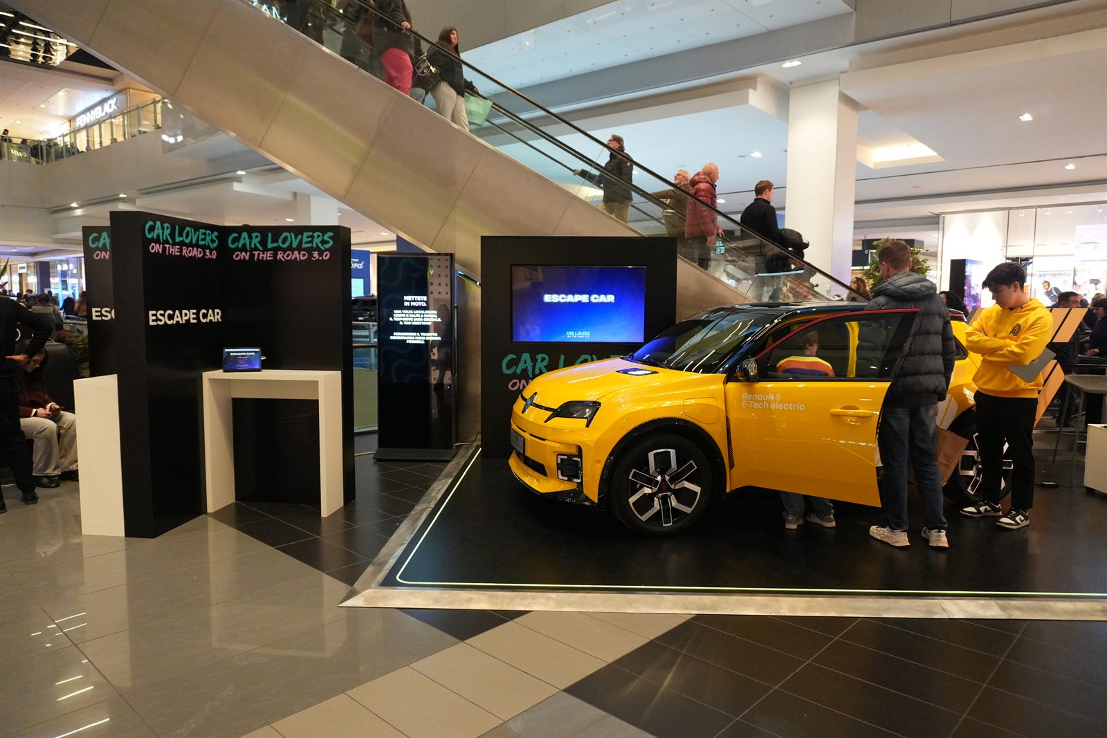 Escape Car — Renault 5